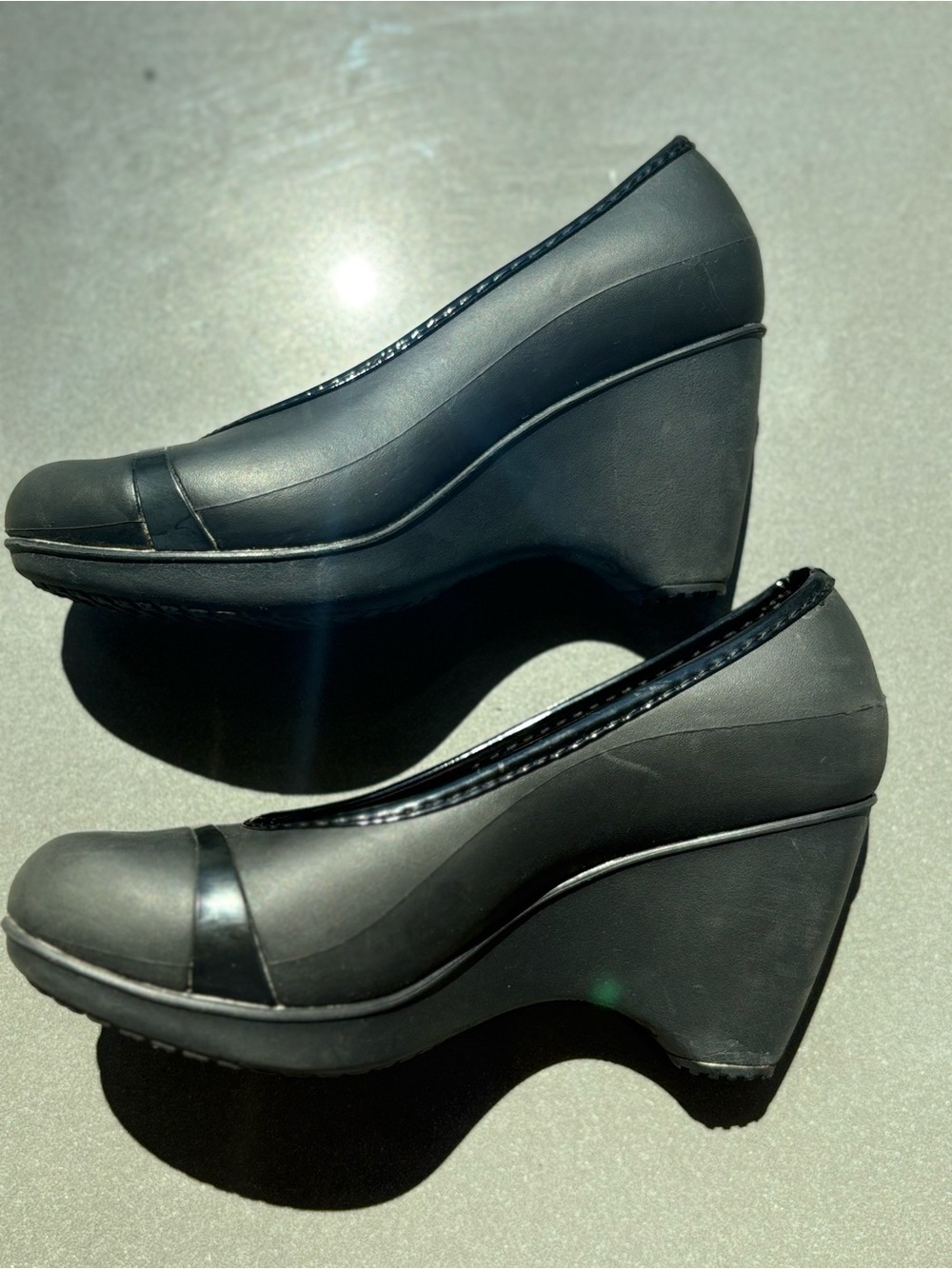 Crocs Cap Toe Wedge Slip-On Pumps – Black – Size 7